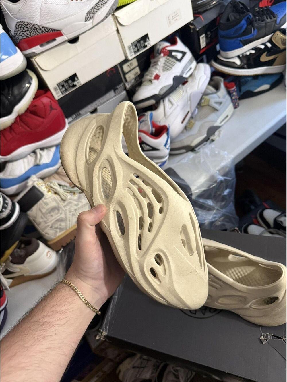 Yeezy foam runner desert sand sz 11